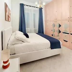 Domus Chiara , Roma Italia