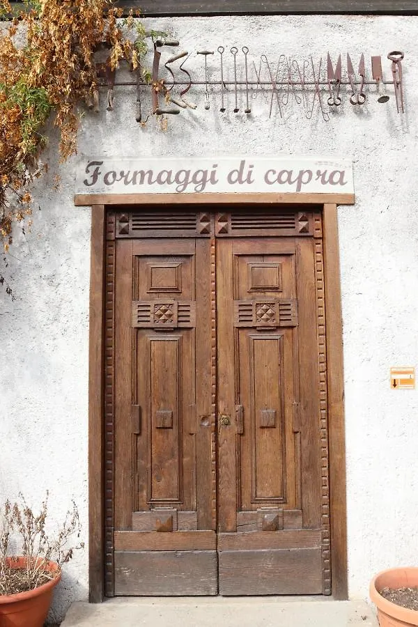 Agriturismo Le Frise Artogne Lantgård