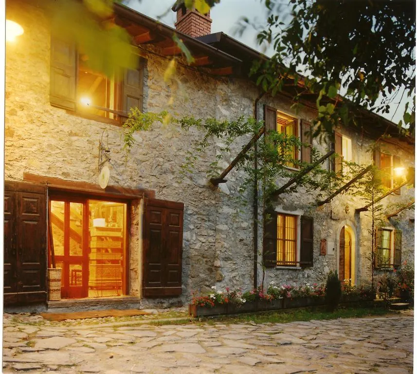 Agriturismo Le Frise Artogne 0*,